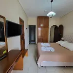Paradise Bar Apartments
