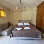 Paradise Bar Apartments